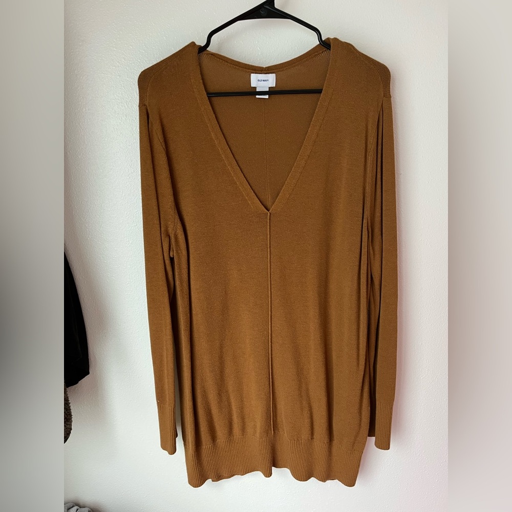 Old navy sweater